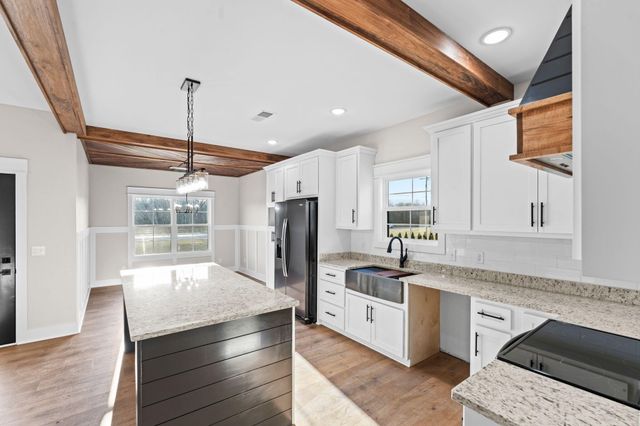 1509 Chardonnay Way, Berea, KY 40403