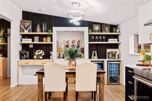 10701 Holly Drive, Everett, WA 98204