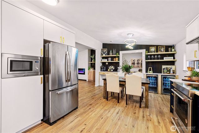 10701 Holly Drive, Everett, WA 98204