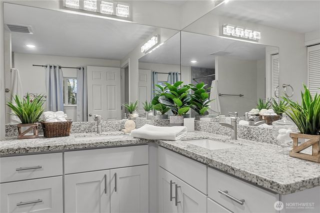 10701 Holly Drive, Everett, WA 98204