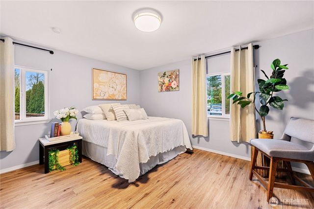 10701 Holly Drive, Everett, WA 98204