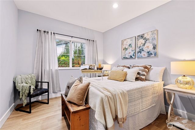 10701 Holly Drive, Everett, WA 98204