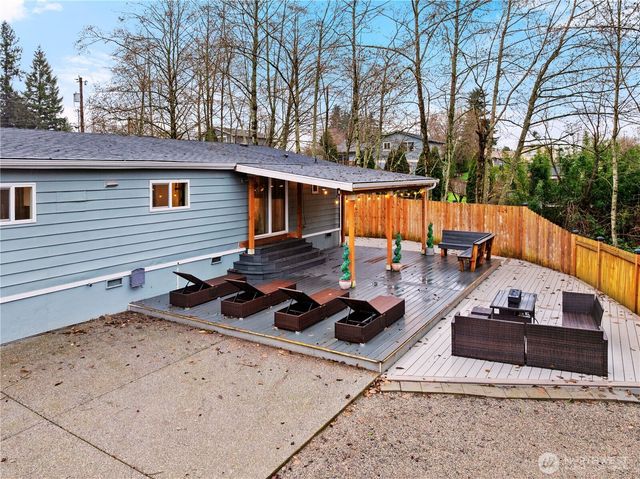 10701 Holly Drive, Everett, WA 98204