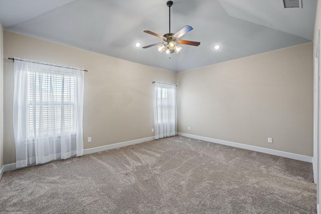 12204 Knoxville Avenue, Lubbock, TX 79423