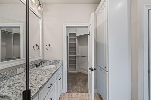 12204 Knoxville Avenue, Lubbock, TX 79423