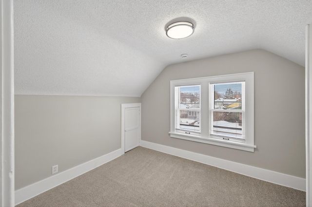 1128 Magnolia Avenue E, Saint Paul, MN 55106