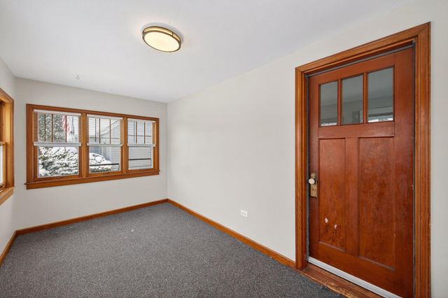 1128 Magnolia Avenue E, Saint Paul, MN 55106