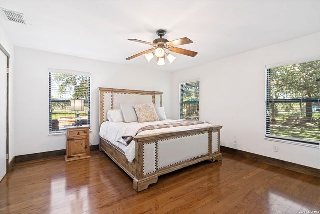 138 Stonegate North Dr, Boerne, TX 78006