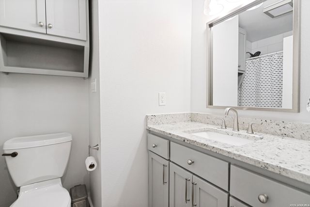 138 Stonegate North Dr, Boerne, TX 78006