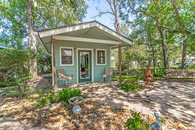 138 Stonegate North Dr, Boerne, TX 78006
