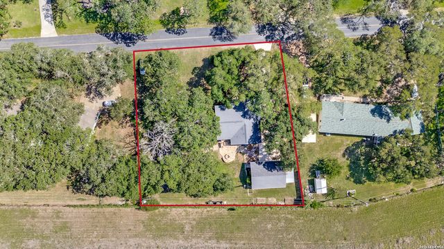 138 Stonegate North Dr, Boerne, TX 78006