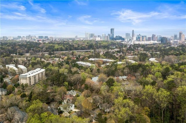 4 Vale Close NE, Atlanta, GA 30324