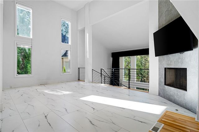 4 Vale Close NE, Atlanta, GA 30324