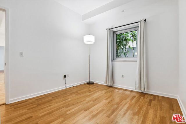 630 W 6th Street 310, Los Angeles, CA 90017