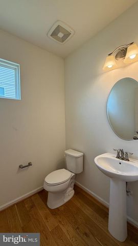 12421 MAYS QUARTER RD, Woodbridge, VA 22192