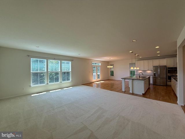 12421 MAYS QUARTER RD, Woodbridge, VA 22192
