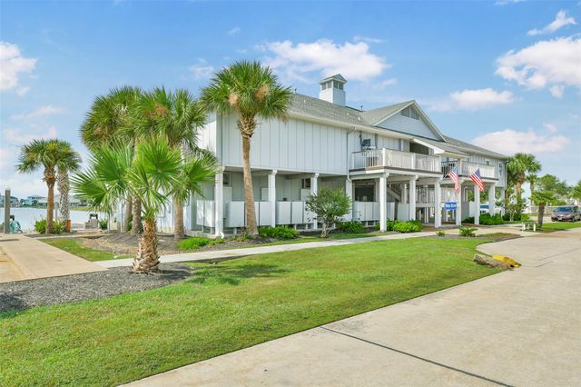 22 Fleming, Hitchcock, TX 77563