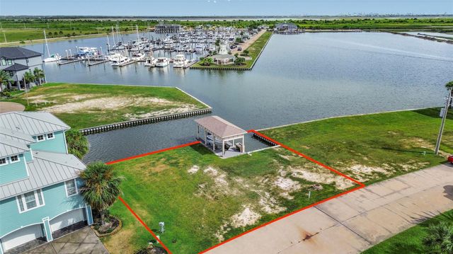 22 Fleming, Hitchcock, TX 77563