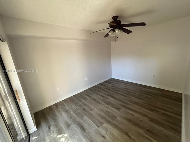 1700 Embassy Dr 204, West Palm Beach, FL 33401