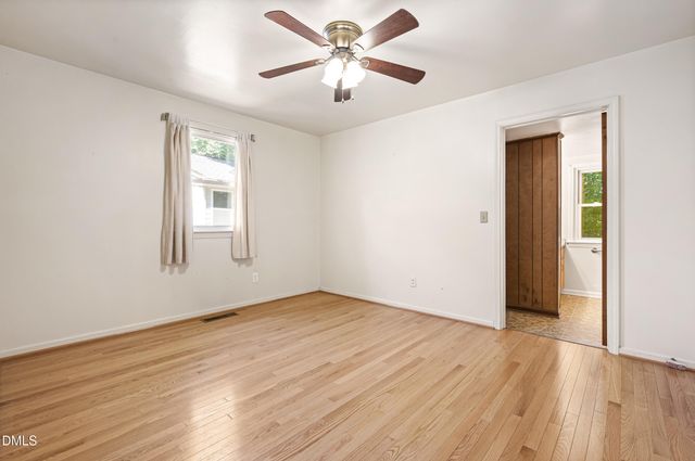 525 Barksdale Drive, Raleigh, NC 27604