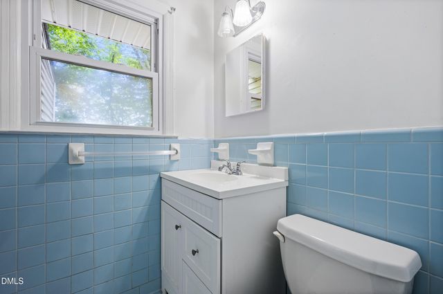 525 Barksdale Drive, Raleigh, NC 27604
