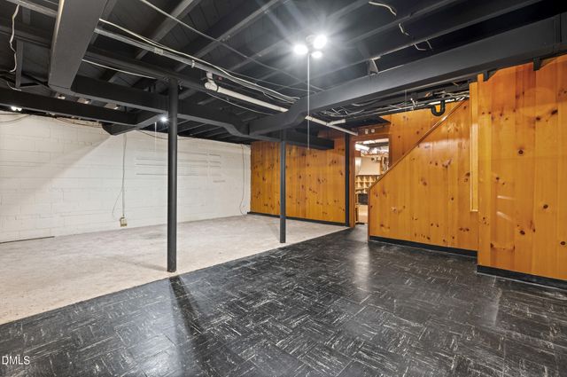 525 Barksdale Drive, Raleigh, NC 27604