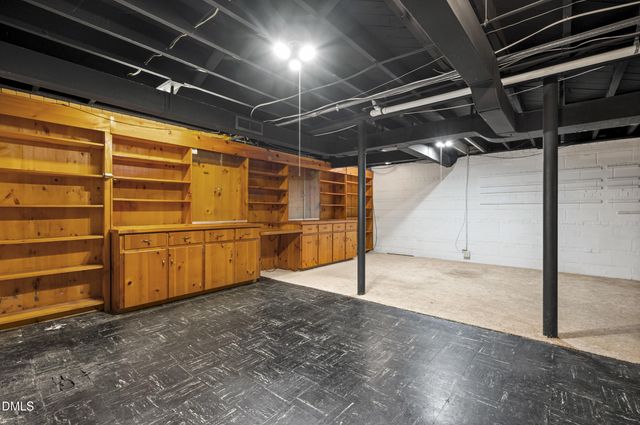 525 Barksdale Drive, Raleigh, NC 27604