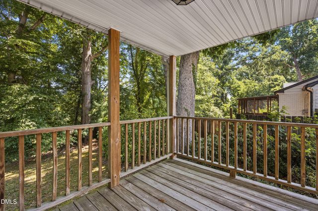 525 Barksdale Drive, Raleigh, NC 27604