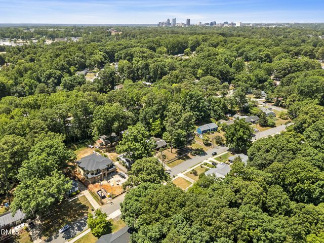 525 Barksdale Drive, Raleigh, NC 27604