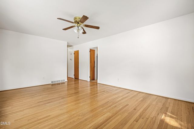 525 Barksdale Drive, Raleigh, NC 27604