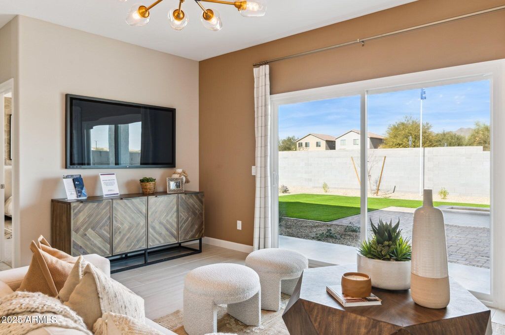 Image 17 of property listing at 23960 W PAPAGO Street, Buckeye, AZ 85326
