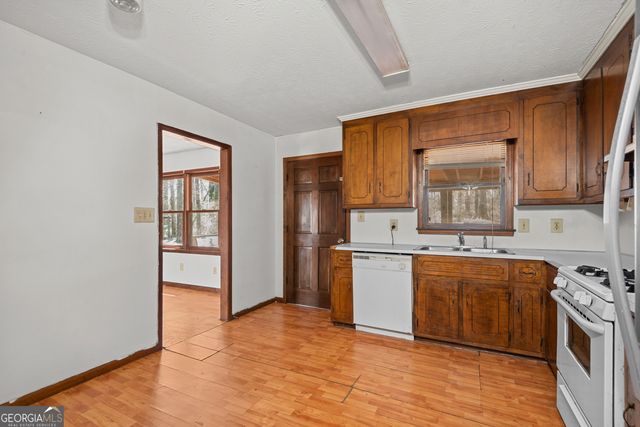 1049 Highway 36 E, Jackson, GA 30233