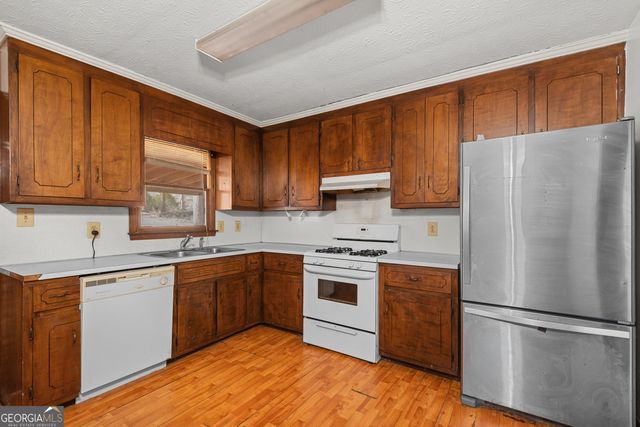 1049 Highway 36 E, Jackson, GA 30233