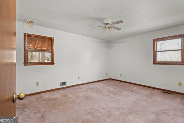 1049 Highway 36 E, Jackson, GA 30233