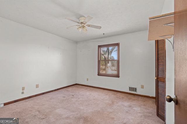 1049 Highway 36 E, Jackson, GA 30233