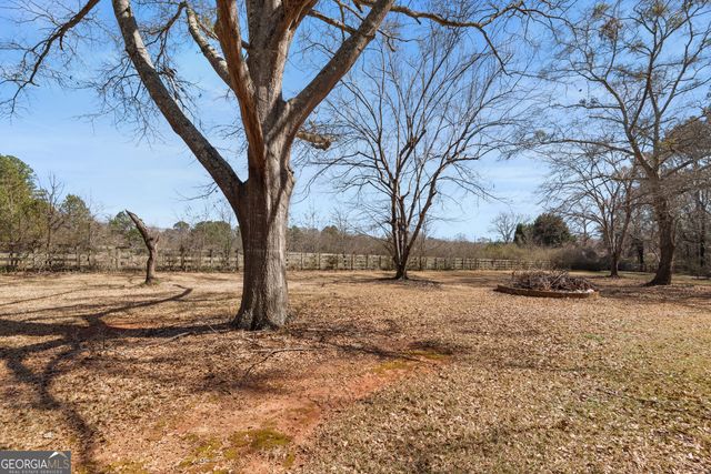 1049 Highway 36 E, Jackson, GA 30233