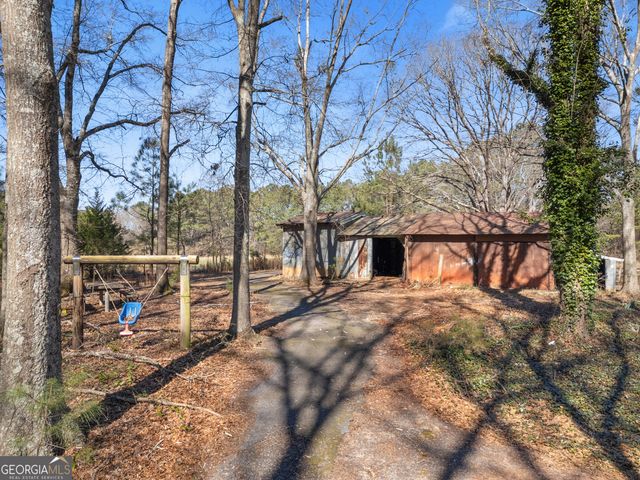 1049 Highway 36 E, Jackson, GA 30233