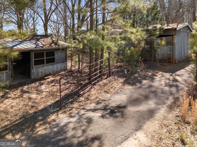 1049 Highway 36 E, Jackson, GA 30233