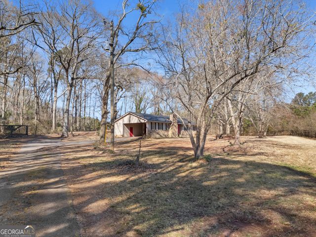 1049 Highway 36 E, Jackson, GA 30233