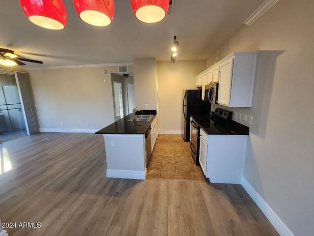 7009 E Acoma Drive Unit 2064, Scottsdale, AZ 85254