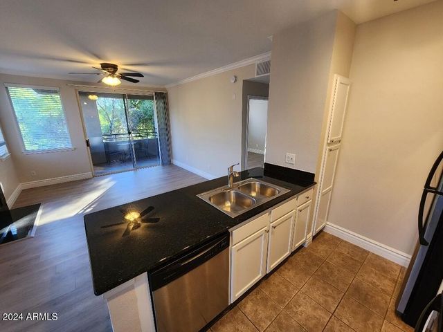 7009 E Acoma Drive Unit 2064, Scottsdale, AZ 85254