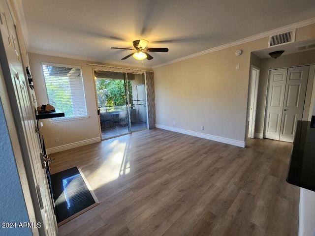 7009 E Acoma Drive Unit 2064, Scottsdale, AZ 85254