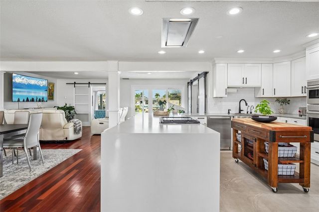 4379 44TH STREET S, St Petersburg, FL 33711