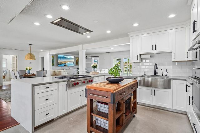 4379 44TH STREET S, St Petersburg, FL 33711
