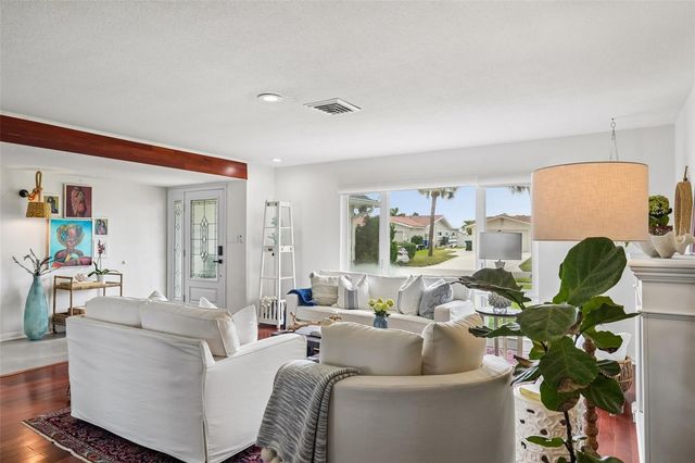 4379 44TH STREET S, St Petersburg, FL 33711
