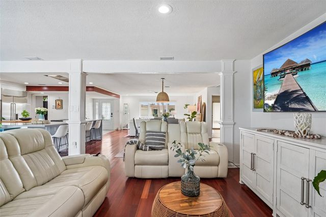 4379 44TH STREET S, St Petersburg, FL 33711