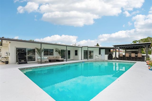 4379 44TH STREET S, St Petersburg, FL 33711