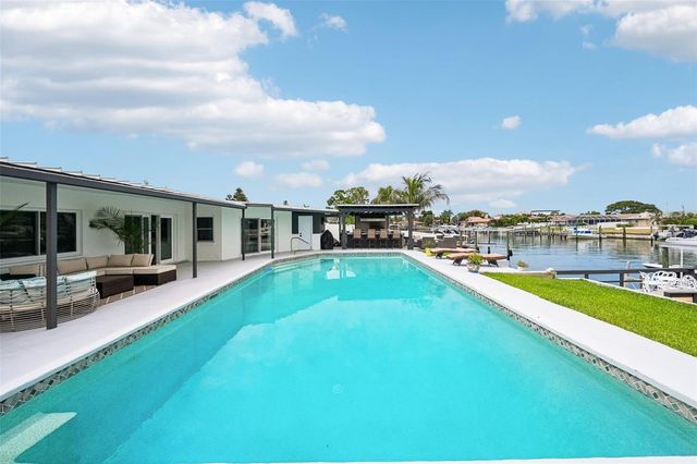4379 44TH STREET S, St Petersburg, FL 33711