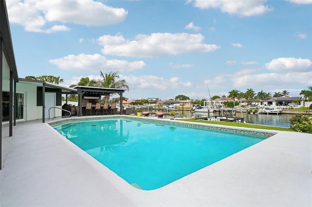 4379 44TH STREET S, St Petersburg, FL 33711