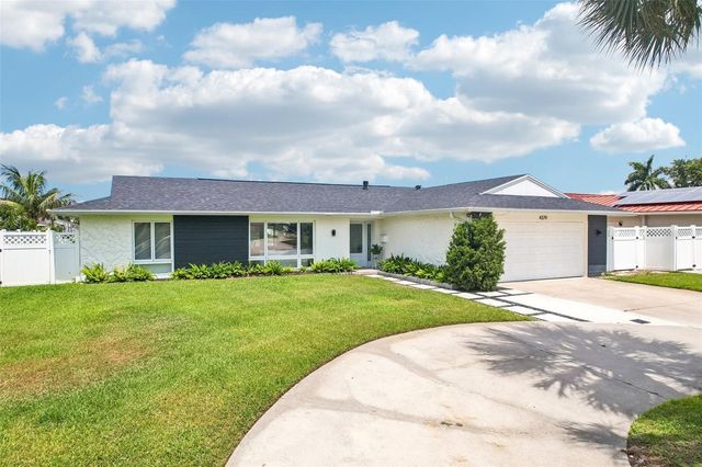 4379 44TH STREET S, St Petersburg, FL 33711